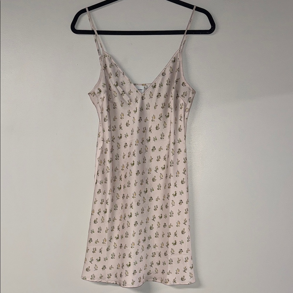 Sunday Best Floral V-Neck Dress